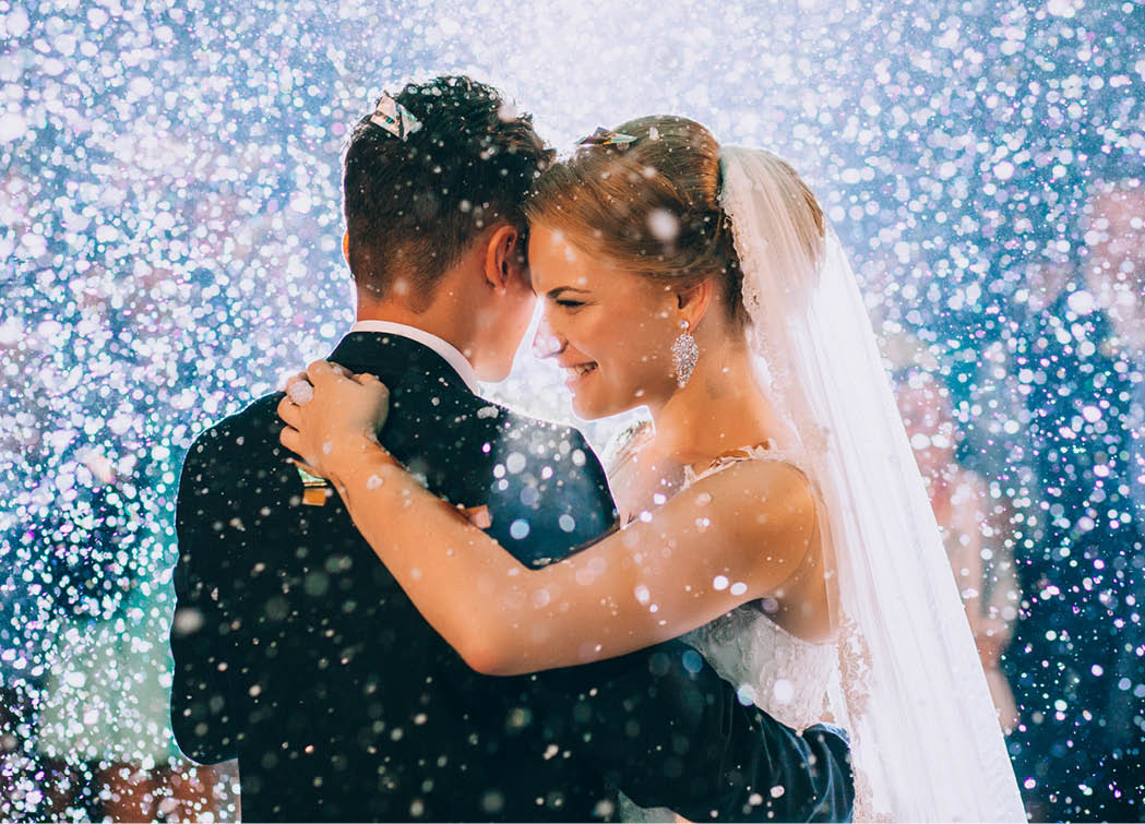 First wedding dance of newlywed