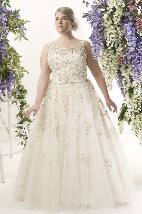 Guide To Plus Size Wedding Dress Styles for Curvy Brides  Wedding Journal