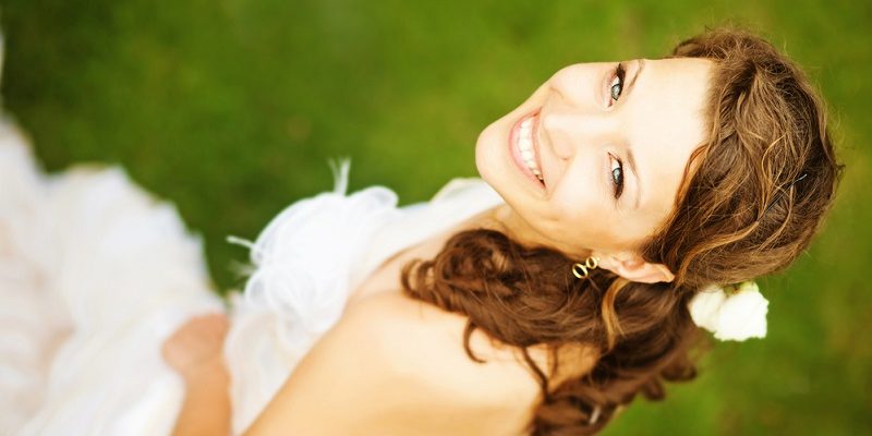 Pre-wedding teeth whitening