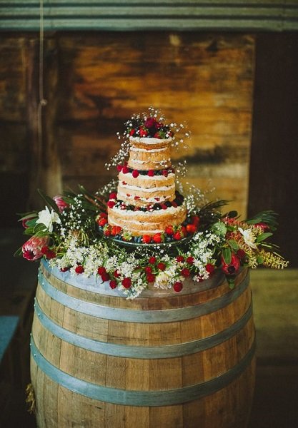 12 Inspirational Wedding Cake Display Ideas | Wedding Journal Online