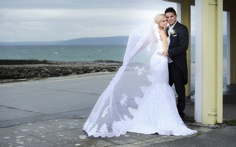 Real Irish Wedding - Gráinne Larkin & Robert Coloe