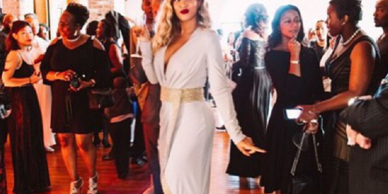 should you wear white to a wedding - Beyonce