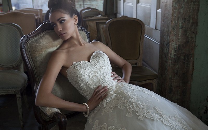Top 40 strapless wedding dress styles