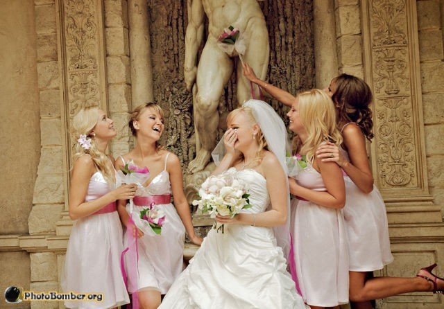 Zombie Photobomb And Other Funny Wedding Photos Wedding Journal