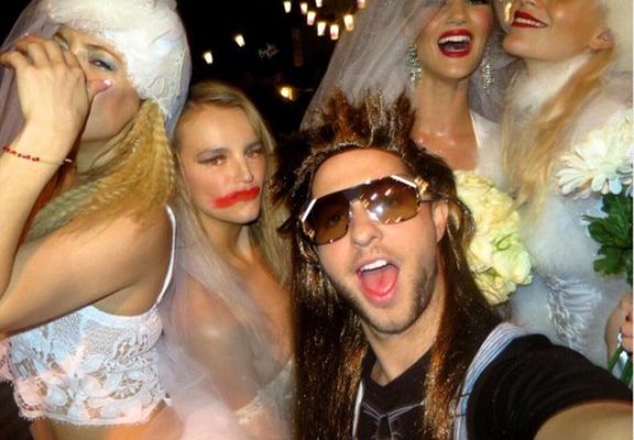 kate hudson birthday hot mess brides 1