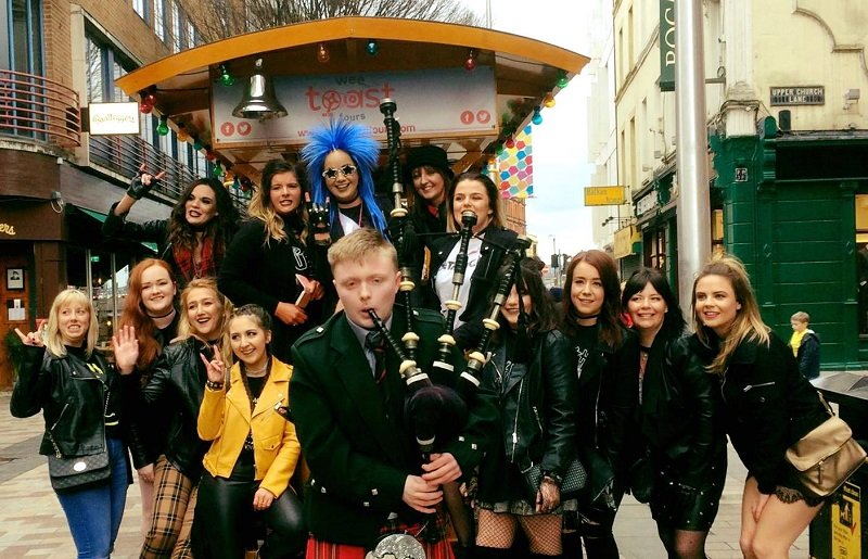 Wee Toast Tours