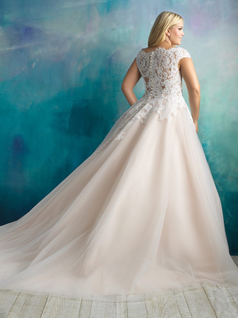 Curvy Bride Wedding Dress
