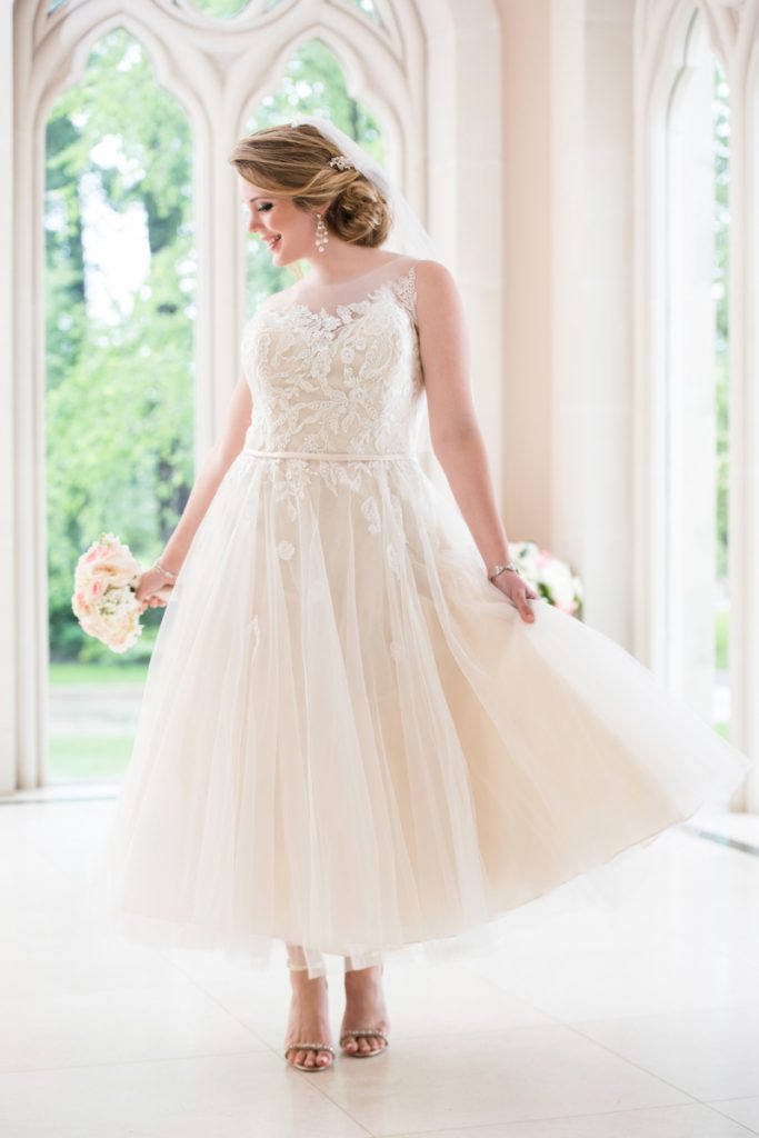 Curvy Bride Wedding Dress