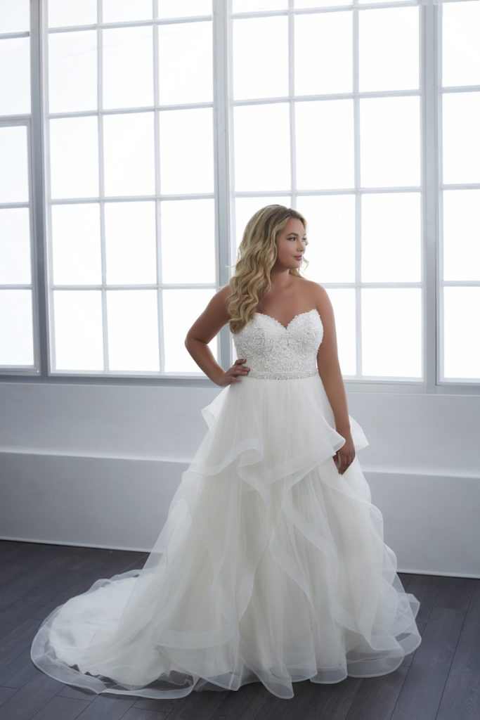 Curvy Bride Wedding Dress