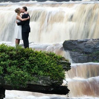 Falls-Hotel-&-Spa-Resort-River