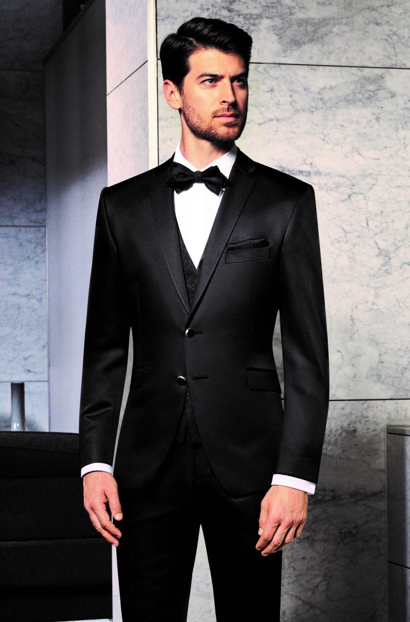 Which Tuxedo Colour Is Best For Your Groom? – Wedding Journal