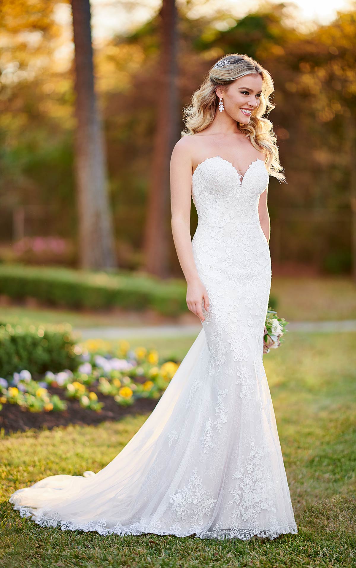 Strapless Wedding Dresses & Gowns