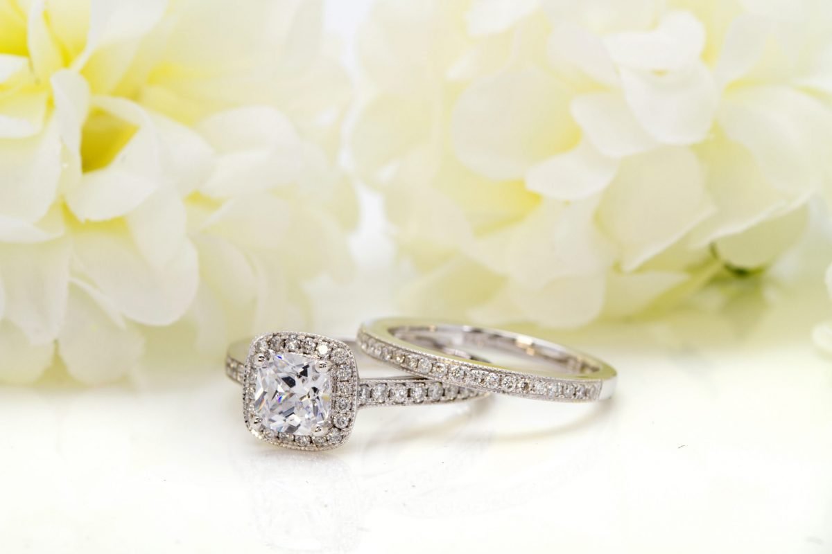 How To Match Your Wedding Band To Your Engagement Ring | Wedding Journal