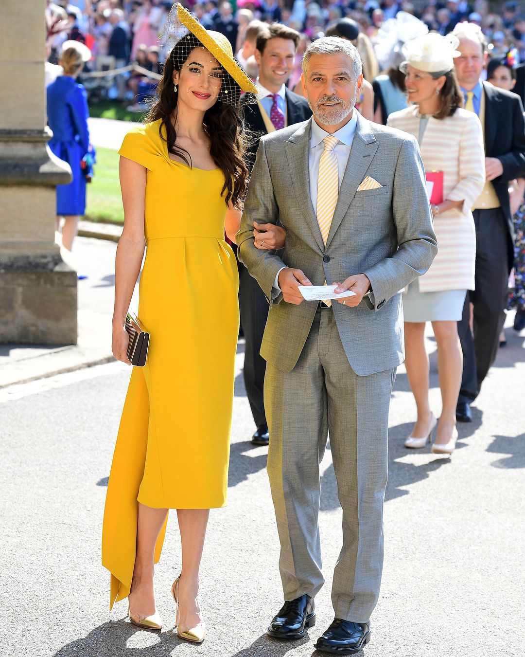 Amal Clooney Is the Latest Celebrity to Wear This Outdated Bag Trend  Everyone Is Obsessed With
