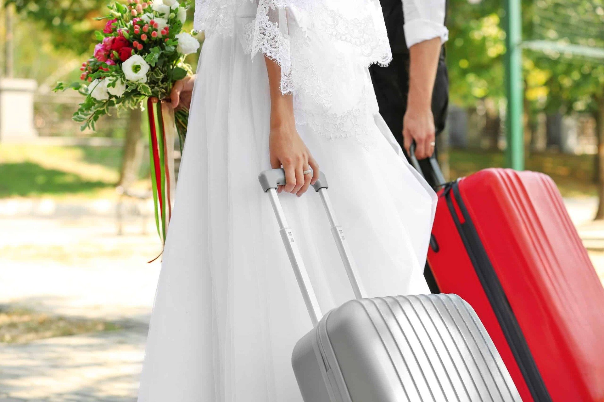 Ultimate Wedding Day Packing List for Brides: Stay Organized – One Blushing  Bride Custom Wedding Veils