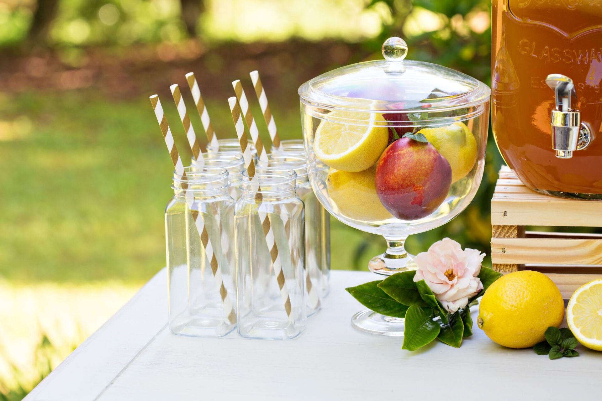 Stylish Summer Wedding Celebrations - drinks